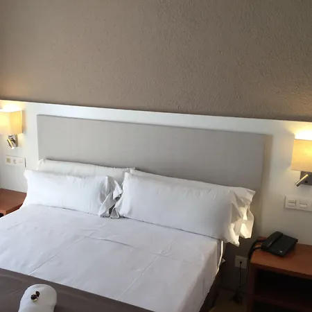 Rosamar & 4*s Ξενοδοχείο